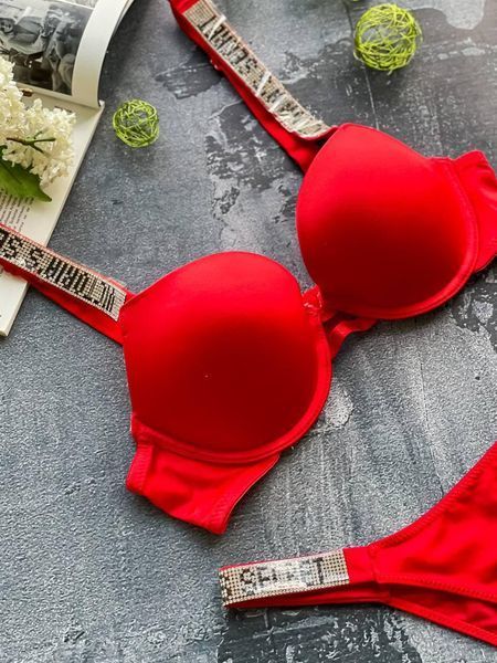 Нижня білизна Victoria's Secret з пуш-апом DO2047 Червона 181635 фото