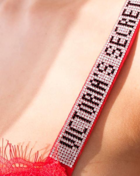 Нижня білизна Victoria's Secret з мереживом DO2127/2 Червона 357260s2 фото