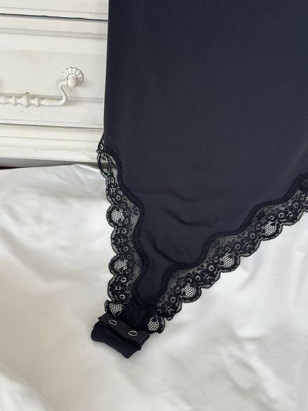 Чорний безшовний боді з мереживом 5184360s2 фото